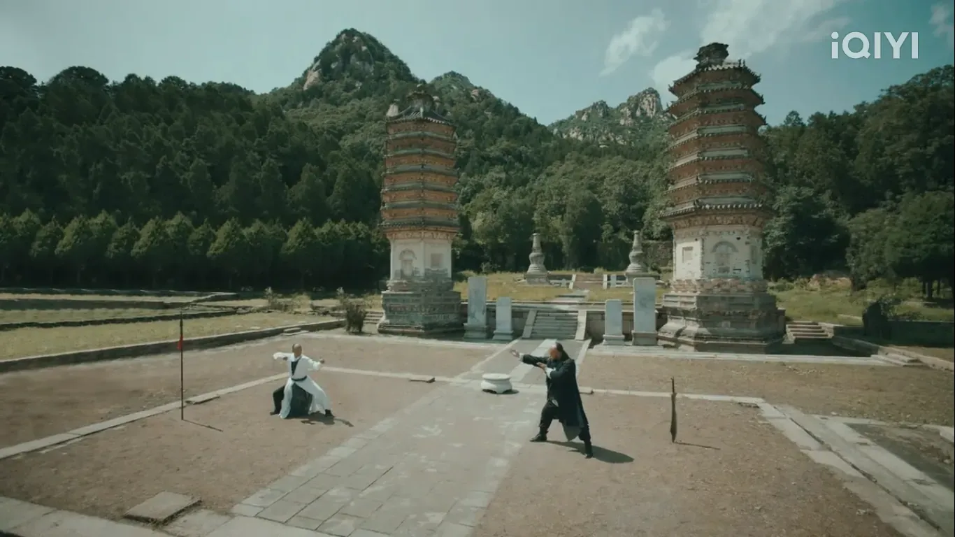 Heroes - impressive location shot